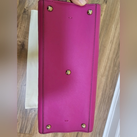 🎉HOST PICK🎉 FENDI 3 Jours Calfskin Leather Shoulder Bag, Pink - Picture 11 of 17